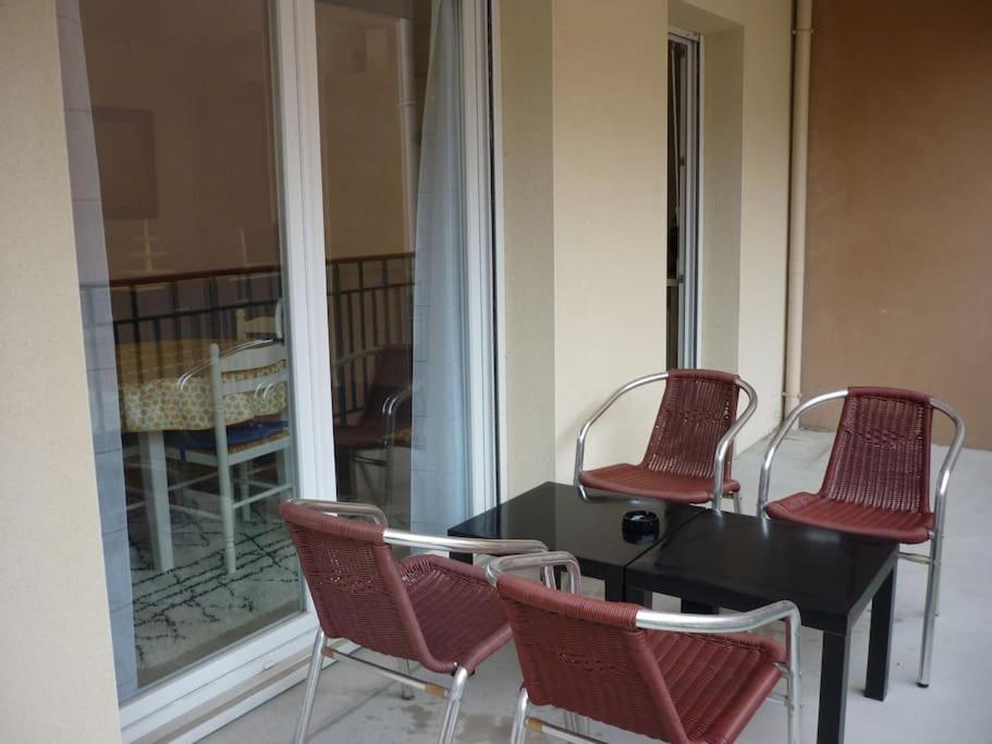 T3 De 70 M2 Idealement Situe Avec Garage Saint-Malo Luaran gambar