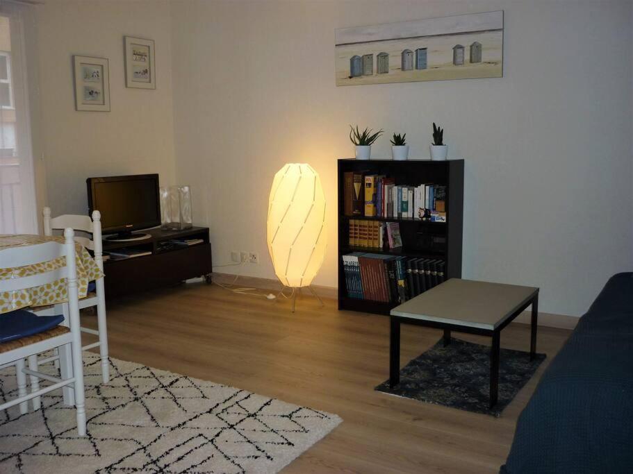 T3 De 70 M2 Idealement Situe Avec Garage Saint-Malo Luaran gambar